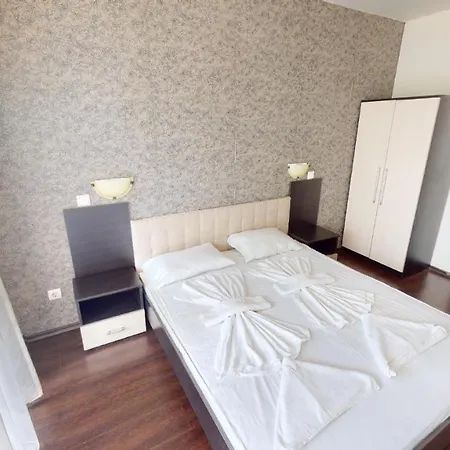 Villa Imperial Heights Villas Napospart