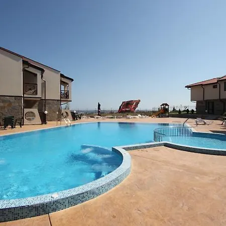 Imperial Heights Villas Napospart