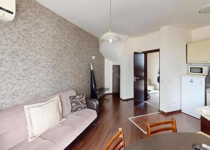 Imperial Heights Villas Вілла Сонячний Берег