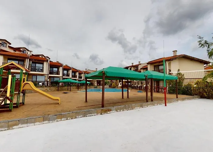 Вілла Imperial Heights Villas Сонячний Берег